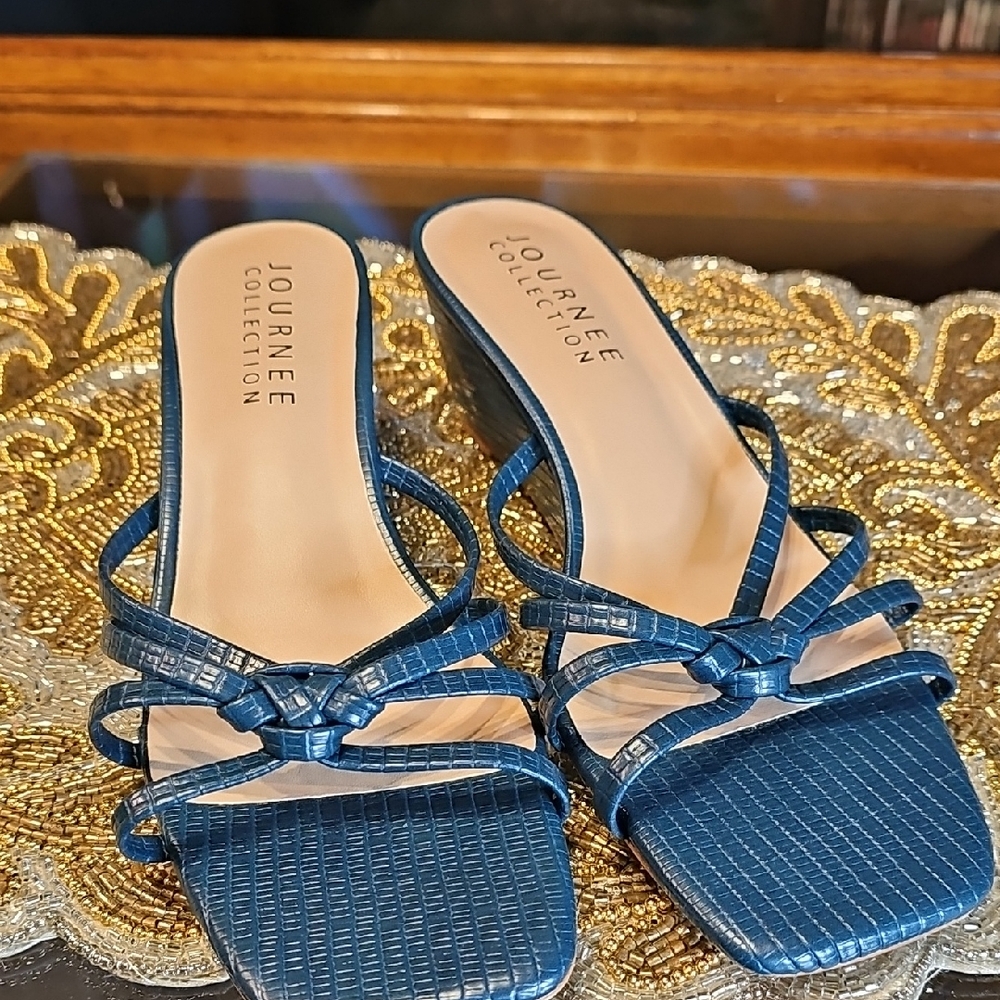 Journee Collection Textured Blue Strappy Heels
